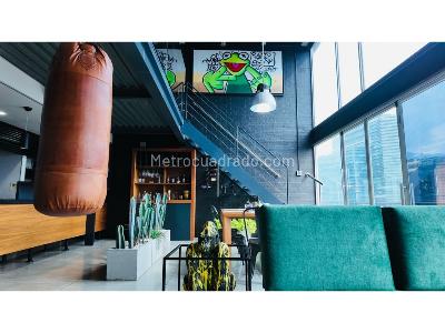 Apartamento de 1 alcoba en venta en El Poblado, Medellín, 166 m² · foto 2 de 20