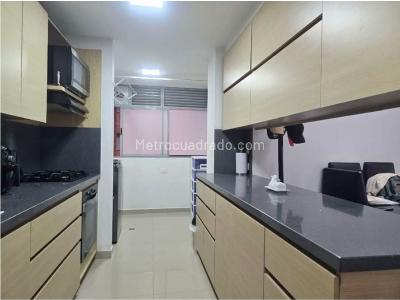 Apartamento en venta en La Abadia, Envigado · foto 6 de 18