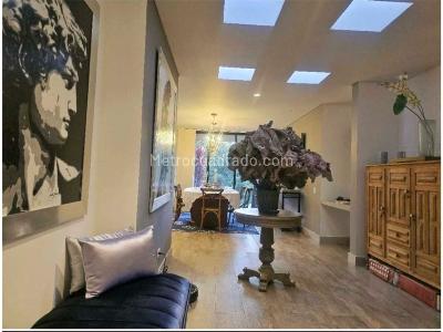 Casa de 4 alcobas en venta en Alto Las Palmas, Envigado, 2000 m² · foto 6 de 20