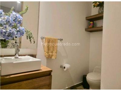 Casa de 4 alcobas en venta en Alto Las Palmas, Envigado, 2000 m² · foto 9 de 20