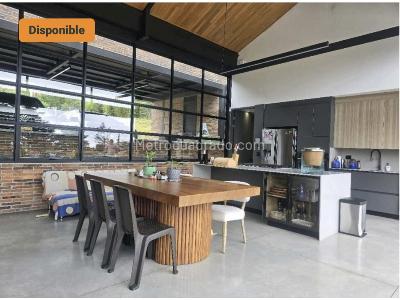 Casa de 3 alcobas en venta en La Catedral, Envigado · foto 8 de 17