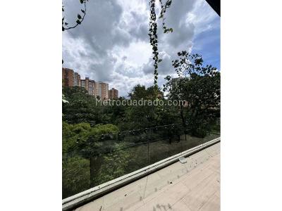 Apartamento de 4 alcobas en venta en El Poblado, Medellín, 250 m² · foto 5 de 16