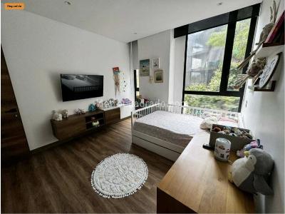 Apartamento de 4 alcobas en venta en El Poblado, Medellín, 250 m² · foto 11 de 16