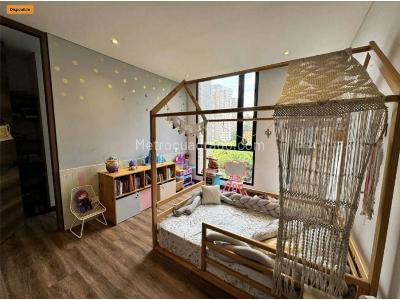 Apartamento de 4 alcobas en venta en El Poblado, Medellín, 250 m² · foto 13 de 16