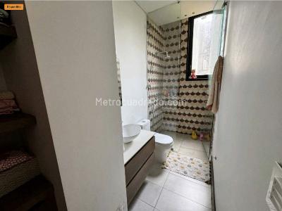 Apartamento de 4 alcobas en venta en El Poblado, Medellín, 250 m² · foto 16 de 16
