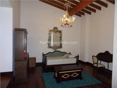 Casa de 5 alcobas en venta en Loma Del Escobero, Envigado · foto 7 de 20