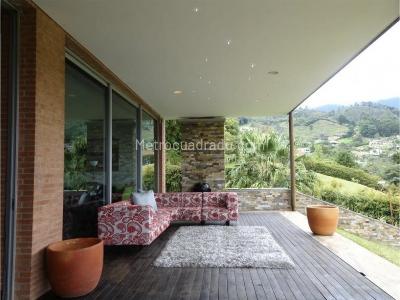 Casa de 5 alcobas en venta en Loma Del Escobero, Envigado · foto 16 de 20