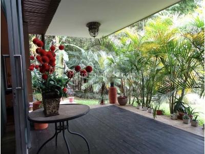 Casa de 5 alcobas en venta en Loma Del Escobero, Envigado · foto 18 de 20
