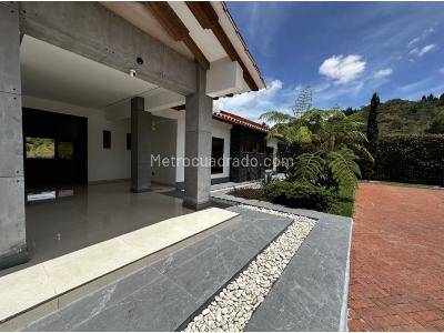 Casa de 3 alcobas en venta en Llanogrande, Rionegro · foto 3 de 20