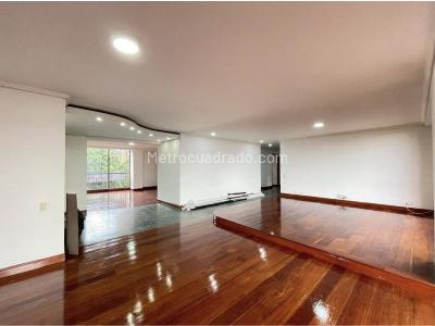 Apartamento de 3 alcobas en venta en El Poblado, Medellín, 210 m² · foto 9 de 20