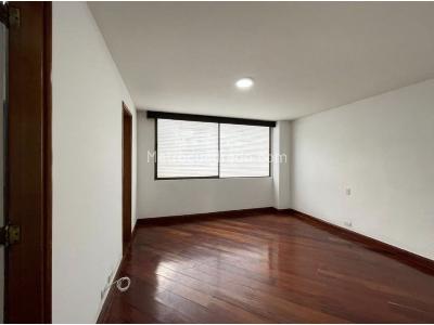 Apartamento de 3 alcobas en venta en El Poblado, Medellín, 210 m² · foto 10 de 20
