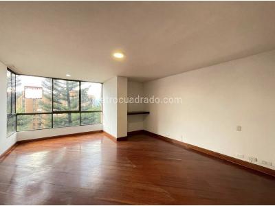 Apartamento de 3 alcobas en venta en El Poblado, Medellín, 210 m² · foto 14 de 20