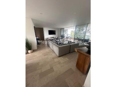Apartamento en venta en El Poblado, Medellín · foto 3 de 20