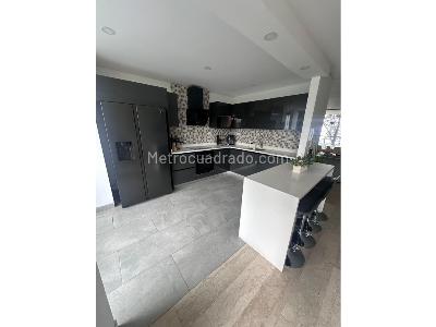 Apartamento en venta en El Poblado, Medellín · foto 11 de 20