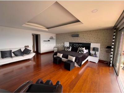 Casa de 5 alcobas en venta en El Tesoro, Medellín, 700 m² · foto 11 de 20