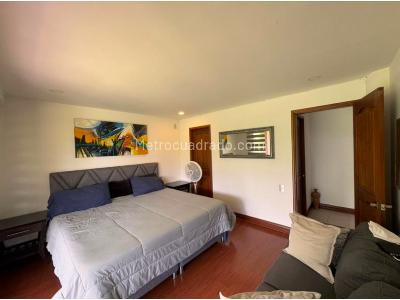Casa de 5 alcobas en venta en El Tesoro, Medellín, 700 m² · foto 18 de 20