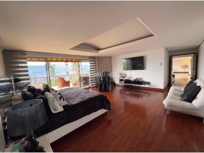 Casa de 5 alcobas en venta en El Tesoro, Medellín, 700 m² · foto 19 de 20