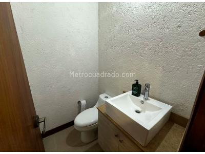Casa de 4 alcobas en venta en Loma De Las Brujas, Envigado, 280 m² · foto 18 de 18