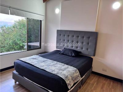 Casa de 4 alcobas en venta en Sabaneta, Sabaneta, 500 m² · foto 15 de 20