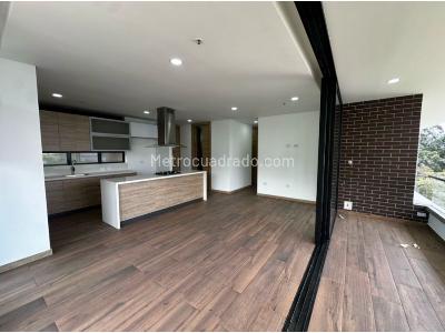 Apartamento en venta en Loma Del Escobero, Envigado · foto 2 de 18