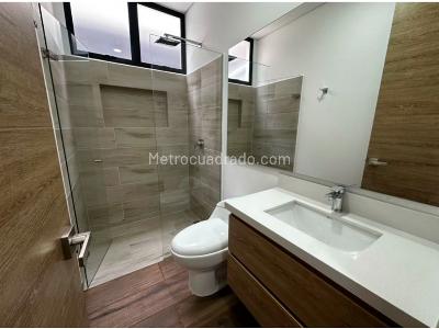 Apartamento en venta en Loma Del Escobero, Envigado · foto 12 de 18