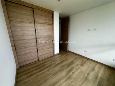 Apartamento en venta en Loma Del Escobero, Envigado · foto 13 de 18