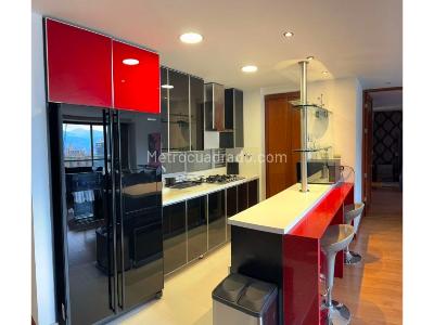 Apartaestudio en venta en El Poblado, Medellín, 94 m² · foto 3 de 10