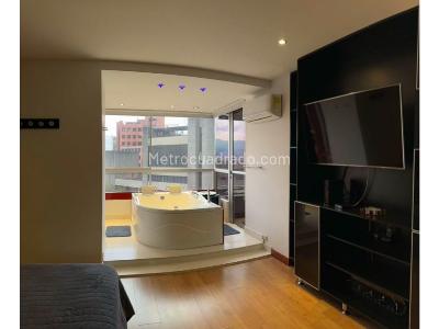 Apartaestudio en venta en El Poblado, Medellín, 94 m² · foto 6 de 10