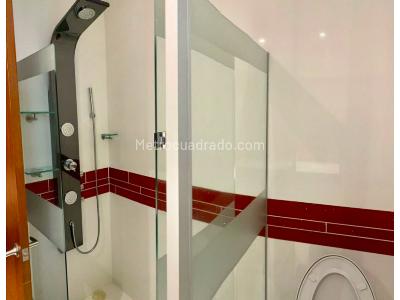 Apartaestudio en venta en El Poblado, Medellín, 94 m² · foto 10 de 10