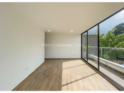 Apartamento en venta en Loma Del Escobero, Envigado · foto 8 de 18