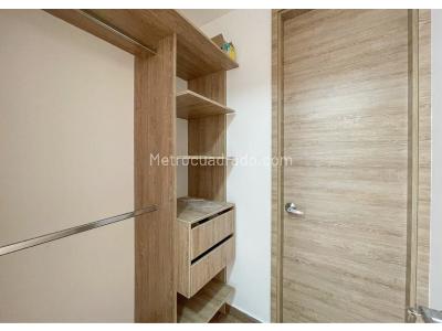 Apartamento en venta en Loma Del Escobero, Envigado · foto 12 de 18