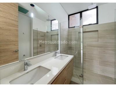 Apartamento en venta en Loma Del Escobero, Envigado · foto 13 de 18
