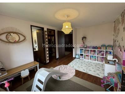 Apartamento de 3 alcobas en venta en Calera, Medellín, 260 m² · foto 5 de 20