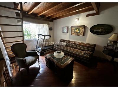 Casa de 3 alcobas en venta en San Lucas Poblado, Medellín, 229 m² · foto 6 de 18
