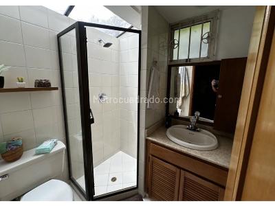 Casa de 3 alcobas en venta en San Lucas Poblado, Medellín, 229 m² · foto 15 de 18