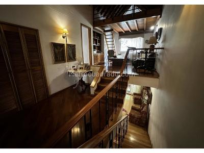 Casa de 3 alcobas en venta en San Lucas Poblado, Medellín, 229 m² · foto 16 de 18