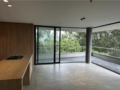Apartamento de 4 alcobas en venta en Loma Del Escobero, Envigado, 311 m² · foto 4 de 20