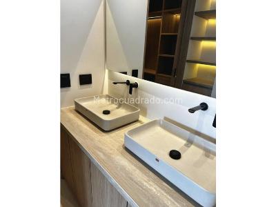 Apartamento de 4 alcobas en venta en Loma Del Escobero, Envigado, 311 m² · foto 16 de 20