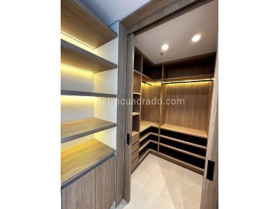 Apartamento de 4 alcobas en venta en Loma Del Escobero, Envigado, 311 m² · foto 20 de 20