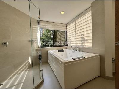 Apartamento de 4 alcobas en venta en El Poblado, Medellín, 398 m² · foto 8 de 20