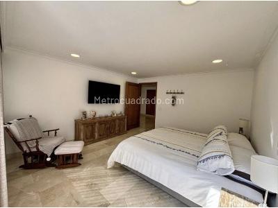Apartamento de 4 alcobas en venta en El Poblado, Medellín, 398 m² · foto 11 de 20