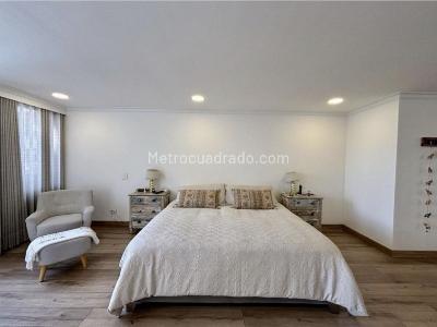 Apartamento de 4 alcobas en venta en El Poblado, Medellín, 398 m² · foto 13 de 20