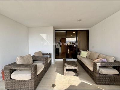 Apartamento de 4 alcobas en venta en El Poblado, Medellín, 398 m² · foto 17 de 20