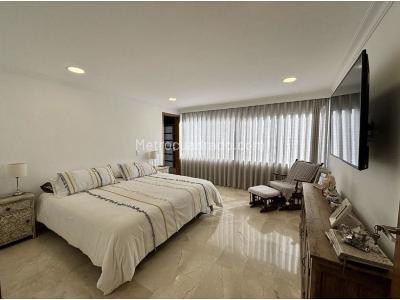Apartamento de 4 alcobas en venta en El Poblado, Medellín, 398 m² · foto 19 de 20