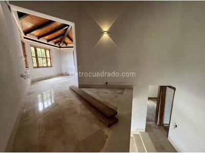 Casa de 5 alcobas en venta en La Sebastiana, Envigado · foto 2 de 18