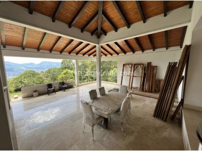 Casa de 5 alcobas en venta en La Sebastiana, Envigado · foto 6 de 18