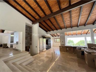 Casa de 5 alcobas en venta en La Sebastiana, Envigado · foto 8 de 18