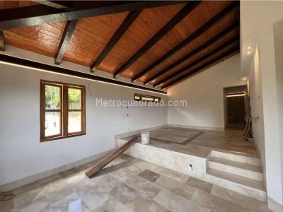 Casa de 5 alcobas en venta en La Sebastiana, Envigado · foto 14 de 18