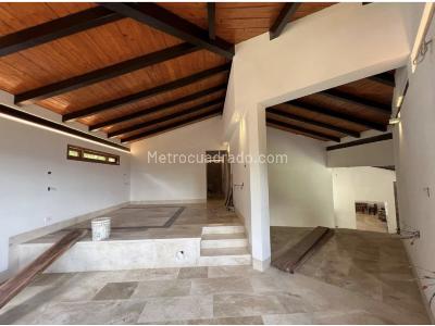 Casa de 5 alcobas en venta en La Sebastiana, Envigado · foto 15 de 18