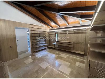 Casa de 5 alcobas en venta en La Sebastiana, Envigado · foto 17 de 18